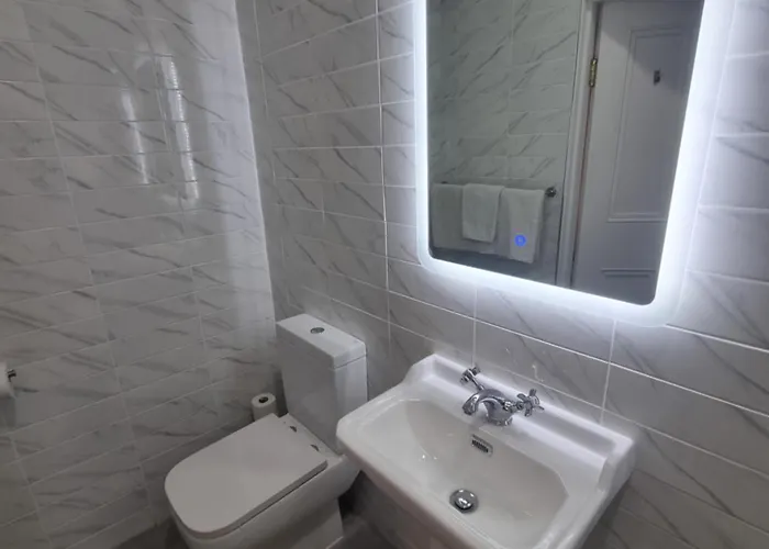 Konukevi The Monkey Puzzle *