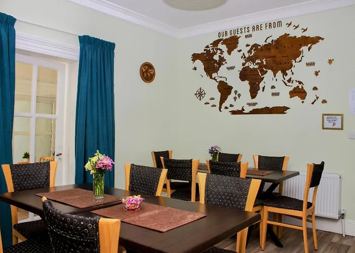 The Monkey Puzzle Банклоди