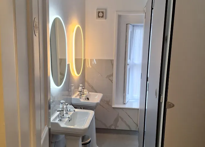 Konukevi The Monkey Puzzle Bunclody